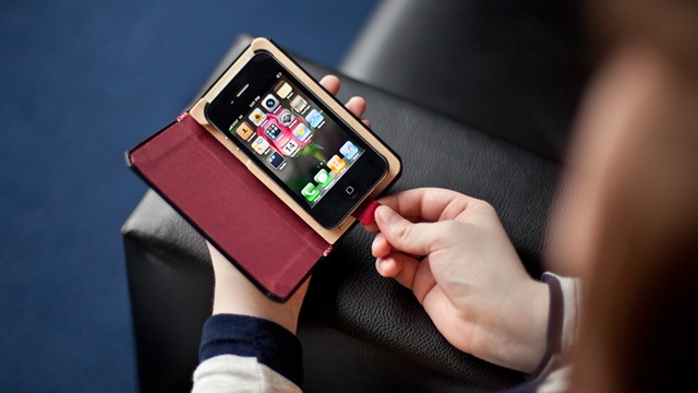 iphone_nook_fixedcolor-120.jpg